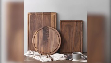 High Quality Natural Walnut Wood  Food Safe Cutting Board Customized Dark Round or Square Wood Chopping Board with Groove1