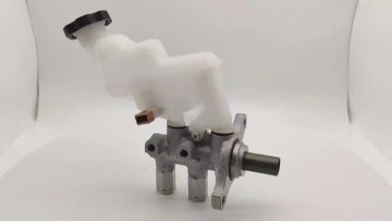 Car Accessories 58510-1R000 Brake Master Cylinder FOR KIA1