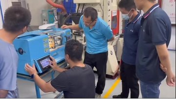 Electric Plastic Spoon Mini Desktop Injection Molding Machine1