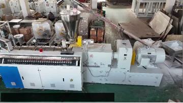 250-500mm  PVC plumbing pipe making machine 