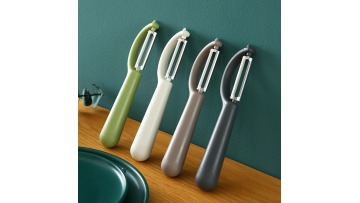 Fruit and sugarcane peeler