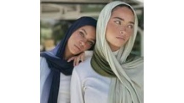 Wholesale High Quality Jersey Scarf Stretchy Hijab Plain Headscarves Gradient Color Cotton Hijab for Muslim Women1