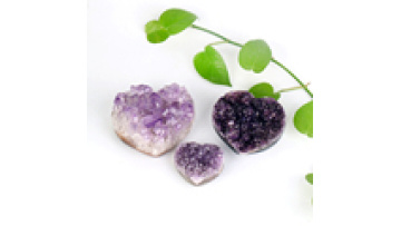 Factory Direct Sales Crystal Raw Stone Polished Heart Shape Amethyst Cluster for Meditate1