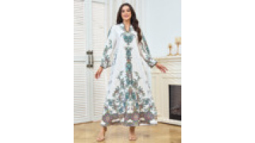 Ethnic Dubai Abaya Middle Eastern Muslim Dress for Women Traditional Islamic Ramadan Jalabiya with Ornate Pattern Delicate Trim1