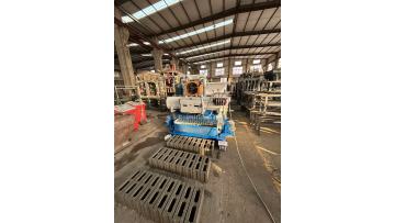 QMJ-6A paving brick making machine