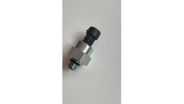 1807329C92 Oil Pressure Sensor