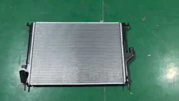 8200735039 Car Spare Parts Cooling Water Radiator for RENAULT LOGAN I (LS_) 1.6 Auto Aluminum Radiator1