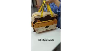 Cartoon lion tote mommy bag