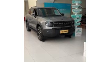 Square-Shaped SUV Jetour Mountain & Sea T1