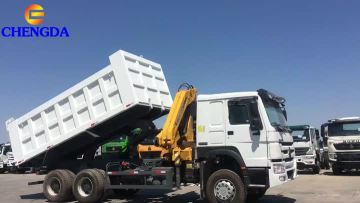 Lorry-mounted crane