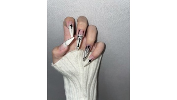 stiletto-shaped nails