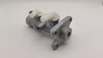 Brake Master Cylinder  OEM 46010-0T326 46010-41T00 FOR NISSAN1