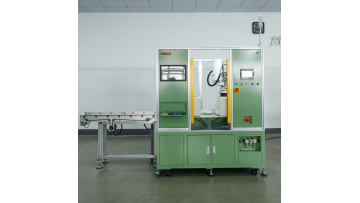 Automatic locking screw machine robot