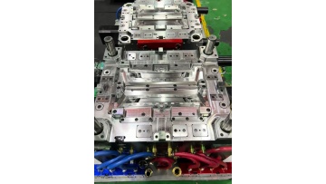 Injection mould clamping