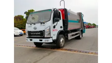 Economical & Practical Tri-Ring 4X2 10cbm Compacting Refuse Truck1