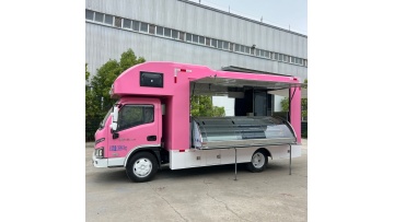 Mobile multifunctional food truck (2)
