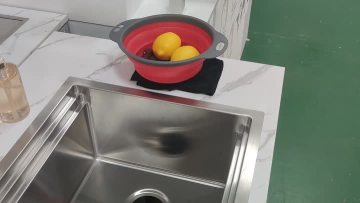 Large Single Basin With Cutting Board And Stretchable Drain Basket