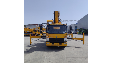  Автобус высотой 30 метров