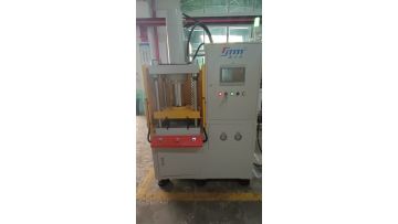 high precision four column servo hydraulic press for cuuting, stamping use