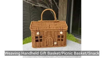 Handwoven Rattan Gift Basket, Handheld Snack Storage Box for New Year1