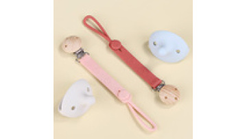 Wholesale Reusable Eco-Friendly BPA Free Soft Pacifier Clip Teether Holder Case Set Silicone Baby Pacifier Chain Clips1