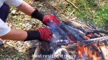 Kitchen  Heat resistant grill Oven mitt Silicone fireproof hand Gloves1