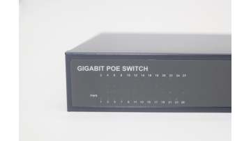 7 824GP-1G1SFP Close-2