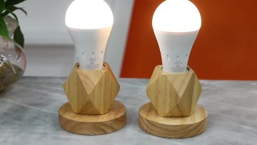 9W Rechargeable Battery Light Bulb Automatic Charging Lamp Home Lighting Plastic Aluminum Rechargeable Emergency Led Bulb1