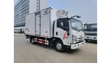 Premium Quality 1suzu 4X2 4m Mini Refrigerated Truck1