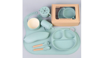 New Arrival Eco-friendly Non-toxic Strong Suction Bowl Spoon Set Feeding Bib Baby Silicone Bowl And Plate1