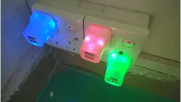 Fast Charging new origin phone adapt Led Light Home Dual 2 Ports USB Wall Charger up Glow Travel Cracks Design Colorful 2.1A1