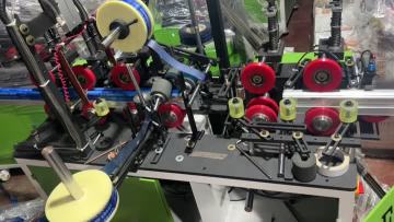 aluminum profile film taping machine with cutting device