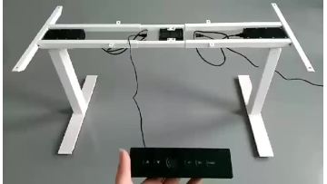 UD1-3 sit standing desk.mp4