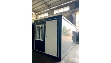 Z-folding container house unfolding process