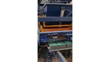 QT7 Automatic Block Making Machine Running