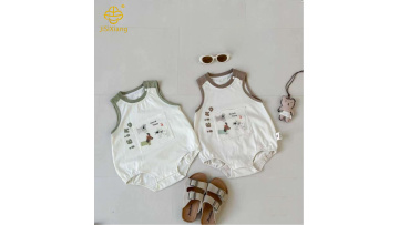 Sweet lace baby jumpsuit