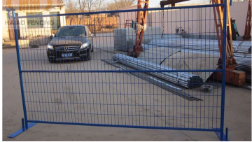 pvc coated temporary fence stands for sale1