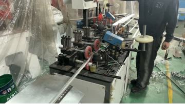 sticking film packing machine