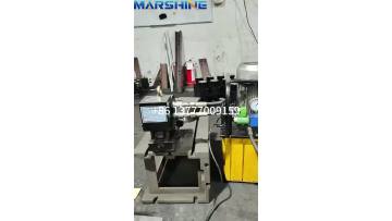 hydraulic hole punch