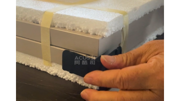 Semi-automatic packaging machine