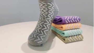Floor Foam Glue Slipper Anti Slip Socks With Rubber New Design Socks1