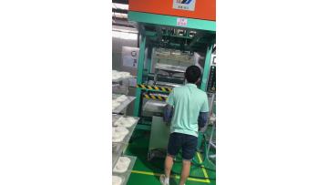 Turnover forming machine04