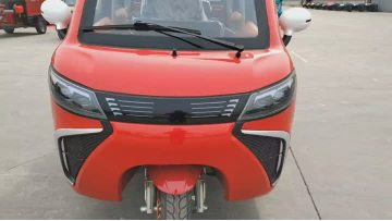 Reliable Full-shed Three-wheel Vehicle for Daily Rides