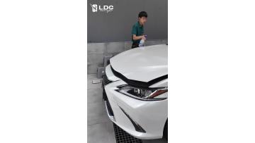 Spray the defoaming solution