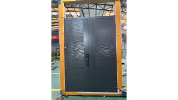 ENTRANCE DOOR B
