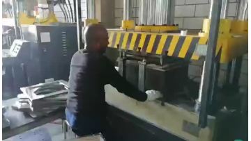 high capacity four column servo hydraulic press for cuuting, stamping use