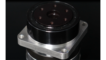 Harmonic gearbox