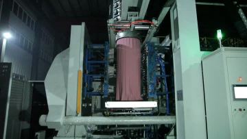 Pallet blow molding machine