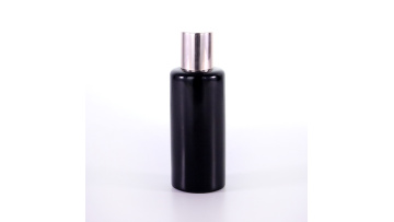 Round black glass bottle with screw cap2