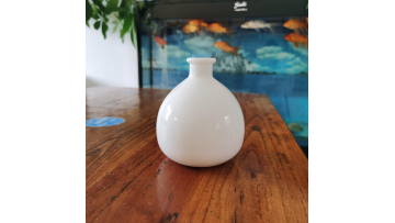 scent-bottle